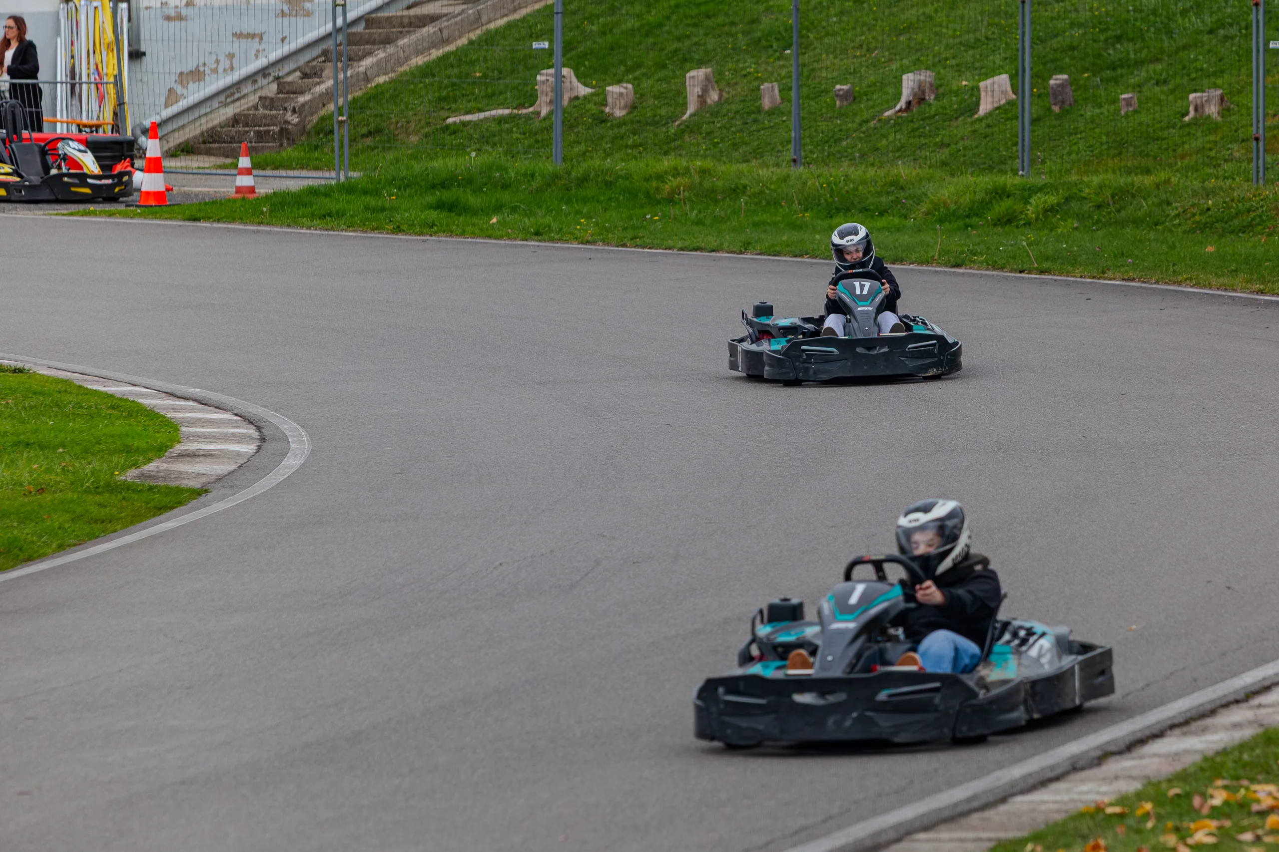 Alicia and Sofia karting together in Mondercange